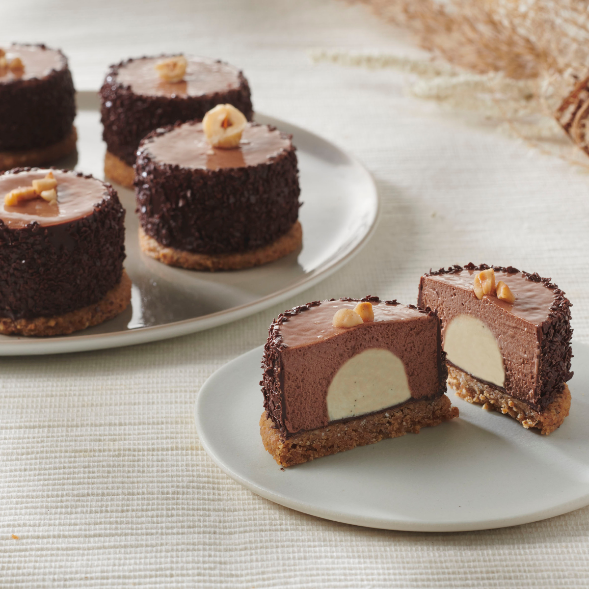 mini entremets au chocolat noir à pâtisser caraibe de valrhona