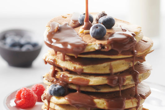 Pancakes pépites chocolat sauce caramel