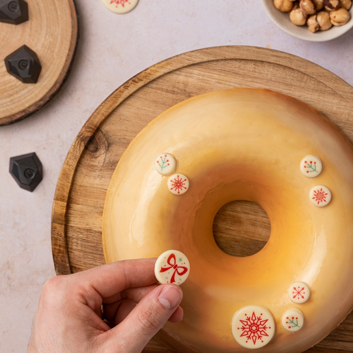 Bûche en forme de couronne réalisée avec un moule