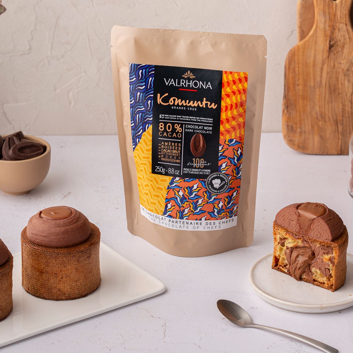 photo d'ambiance chocolat noir Komuntu Valrhona