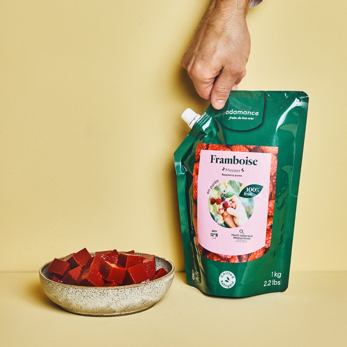 photo d'ambiance purée de fruit à la framboise adamance