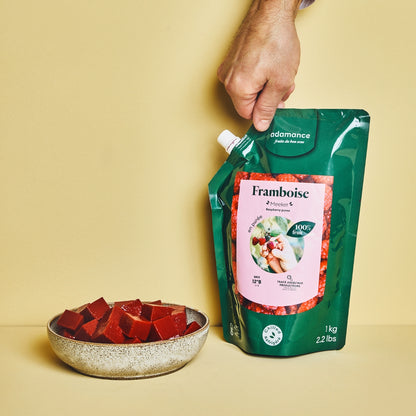 photo d'ambiance purée de fruit à la framboise adamance