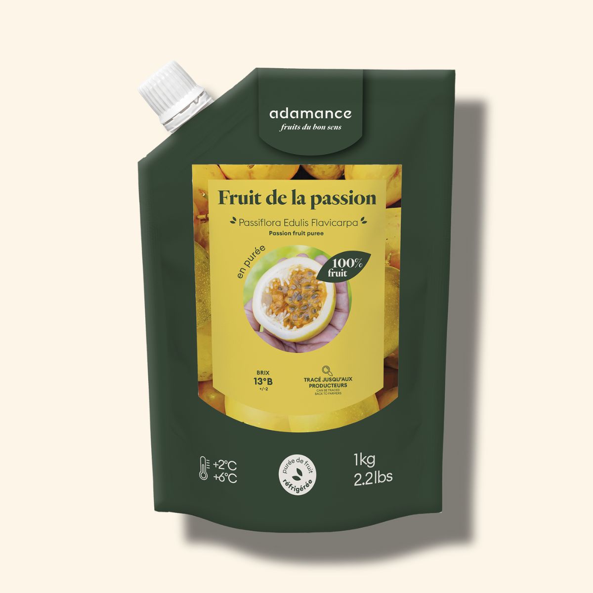 packshot d'une purée de fruit au fruit de la passion Adamance
