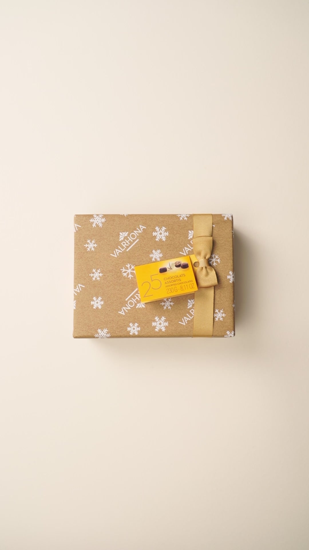 unboxing en vidéo ballotin chocolat valrhona